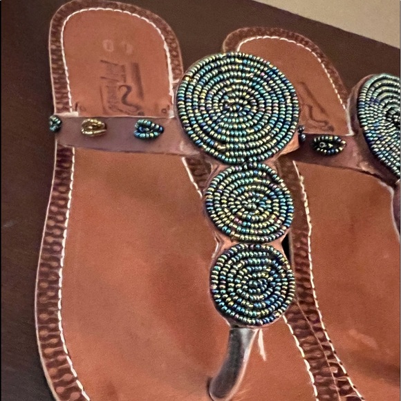 Her Best Foot Forward handmade sandals size 9 - Picture 2 of 4